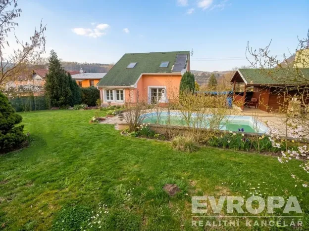 Prodej rodinného domu, Nižbor - Stradonice, Stradonice, 260 m2