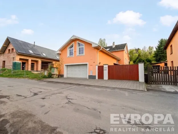 Prodej rodinného domu, Nižbor - Stradonice, Stradonice, 260 m2
