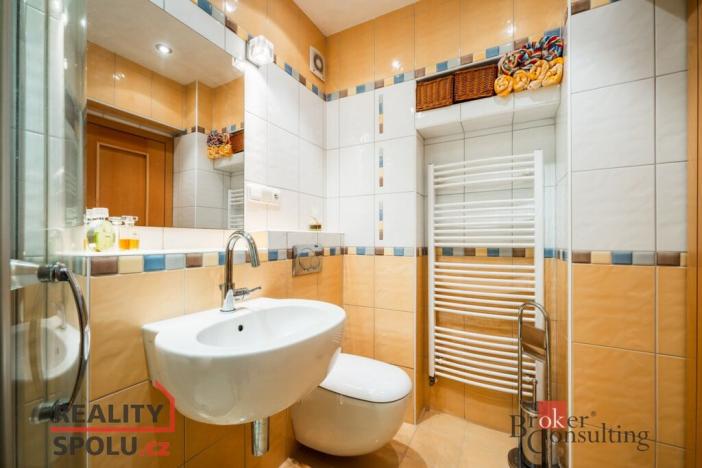 Prodej rodinného domu, Brno - Žebětín, Akátová, 222 m2