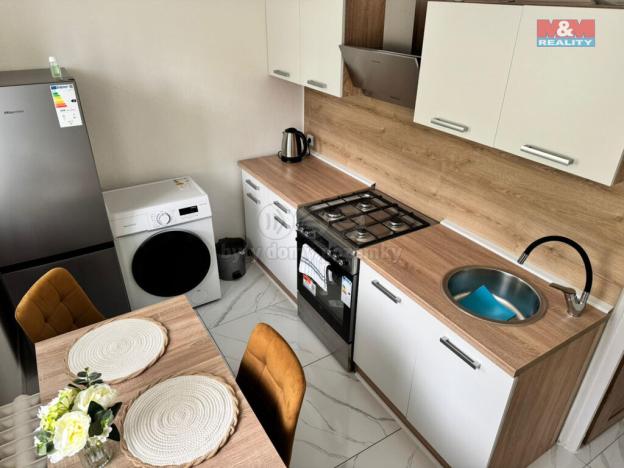 Prodej bytu 1+1, Teplice - Řetenice, Denisova, 36 m2