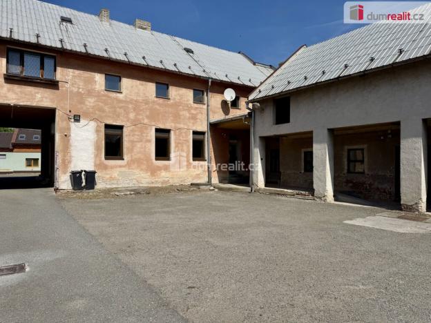 Prodej rodinného domu, Pravčice, 840 m2