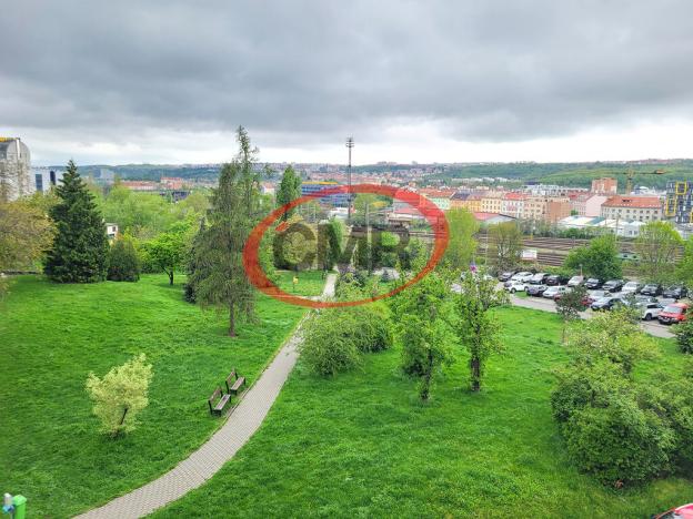 Prodej bytu 2+1, Praha, Skloněná, 52 m2