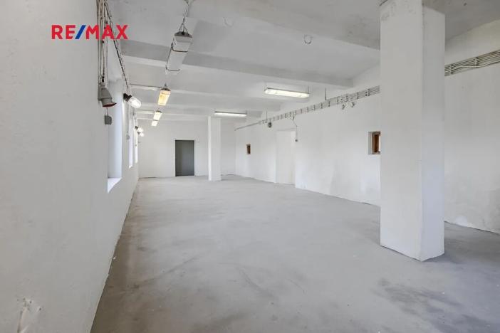 Prodej výrobních prostor, Zbiroh, Líšenská, 700 m2