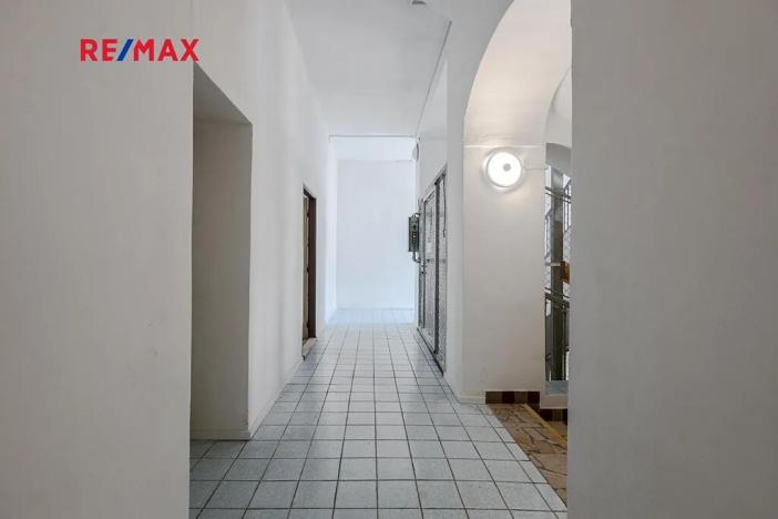 Prodej výrobních prostor, Zbiroh, Líšenská, 700 m2