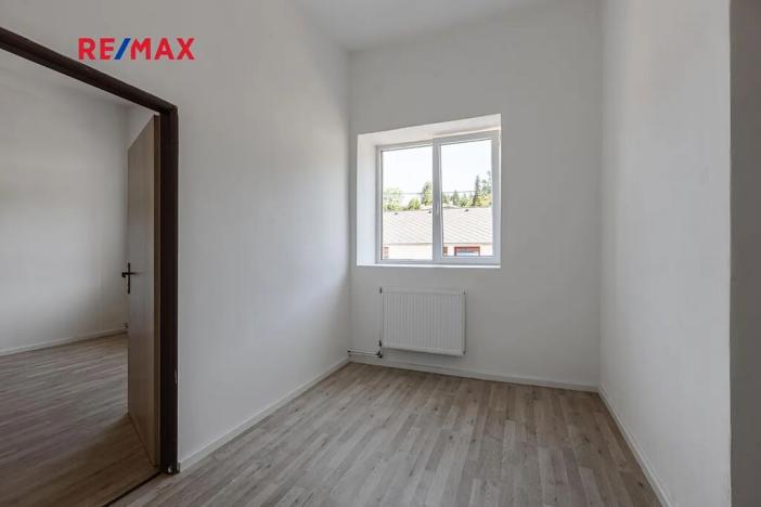 Prodej výrobních prostor, Zbiroh, Líšenská, 700 m2