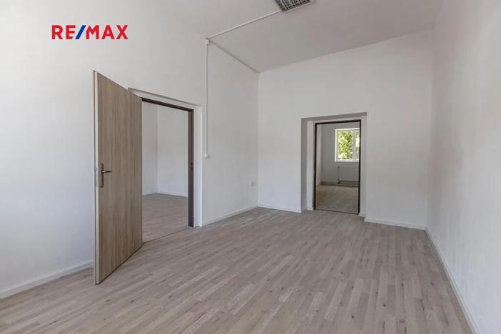 Prodej výrobních prostor, Zbiroh, Líšenská, 700 m2