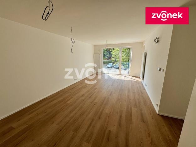 Pronájem kanceláře, Zlín, Nad Stráněmi, 72 m2