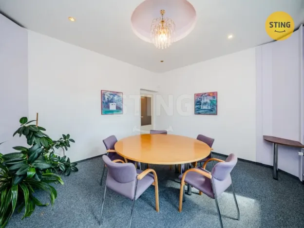 Pronájem kanceláře, Ostrava, Starobělská, 250 m2