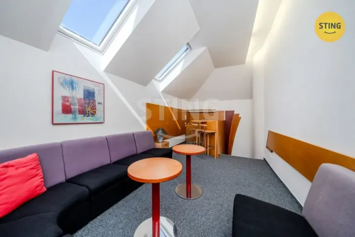 Pronájem kanceláře, Ostrava, Starobělská, 250 m2