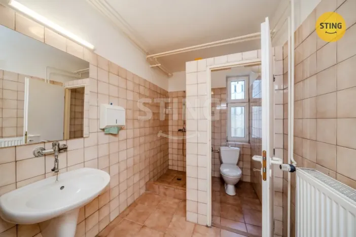 Pronájem kanceláře, Ostrava, Starobělská, 250 m2