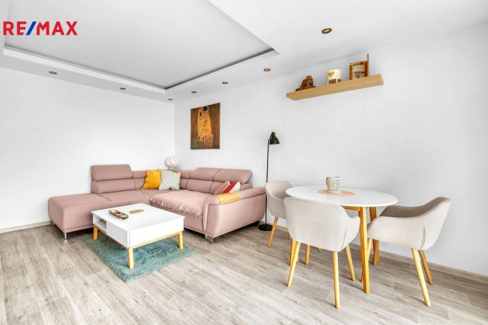 Prodej bytu 3+1, Hradec Králové - Moravské Předměstí, Sekaninova, 74 m2