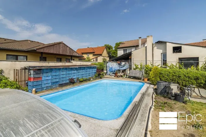 Prodej rodinného domu, Tišice, Okružní, 530 m2