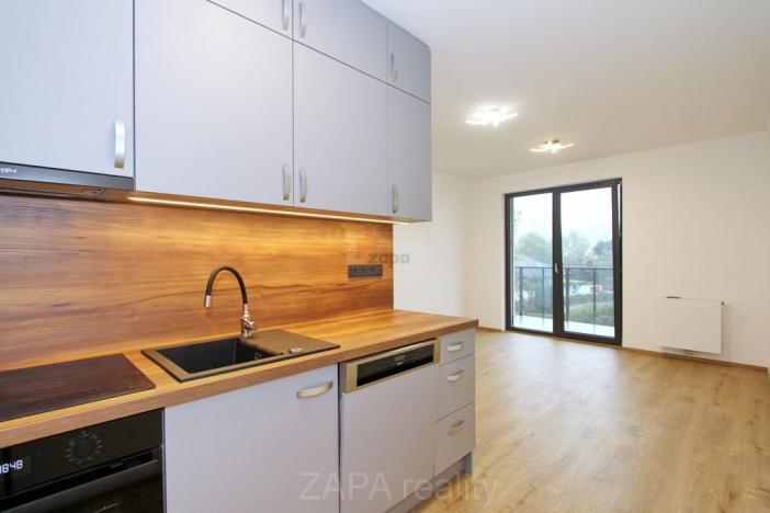 Pronájem bytu 2+kk, Praha - Horní Měcholupy, Milánská, 40 m2