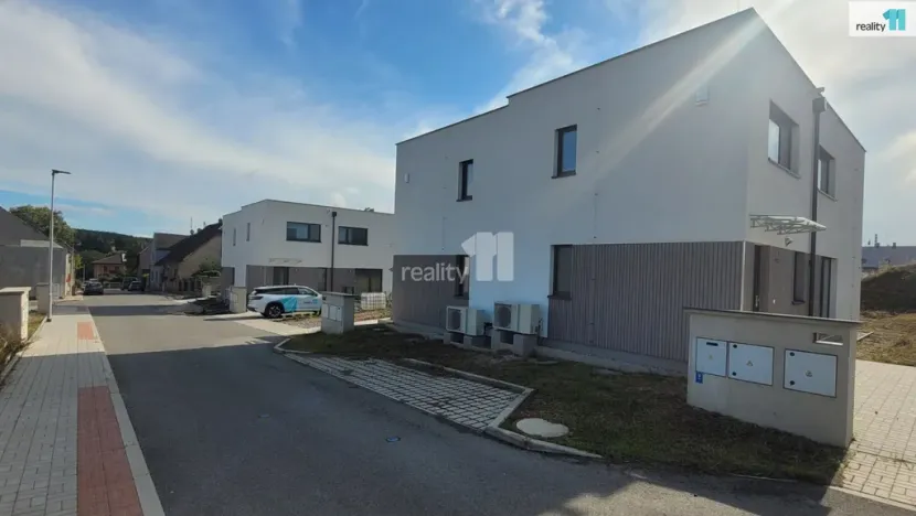 Prodej rodinného domu, Kladno - Dubí, Pechlátova, 353 m2