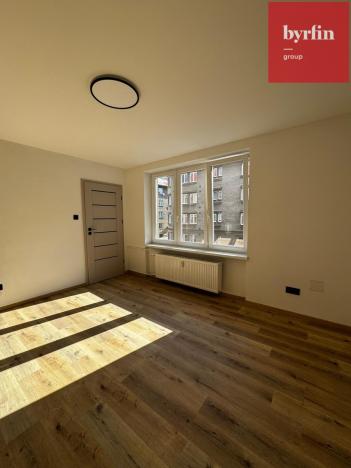 Prodej bytu 3+kk, Bruntál, Dr. E. Beneše, 58 m2