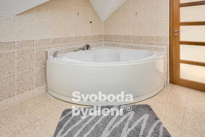 Prodej rodinného domu, Nelahozeves, Zagarolská, 228 m2