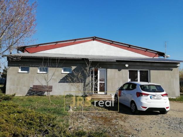 Prodej výrobních prostor, Přibice, 902 m2