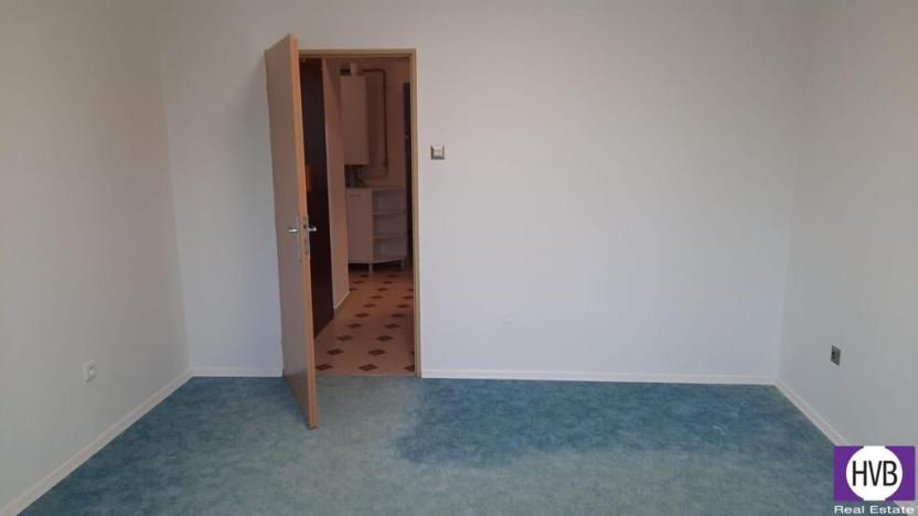 Pronájem bytu 3+1, Klatovy, Měchurova, 77 m2