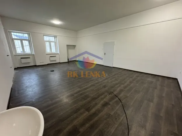 Pronájem kanceláře, Frýdek-Místek - Místek, náměstí Svobody, 49 m2