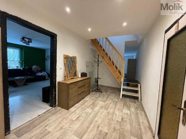 Prodej rodinného domu, Klíny, 180 m2