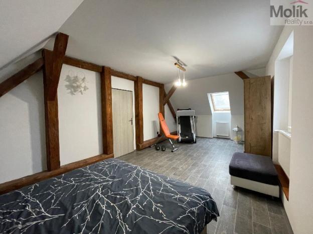 Prodej rodinného domu, Klíny, 180 m2