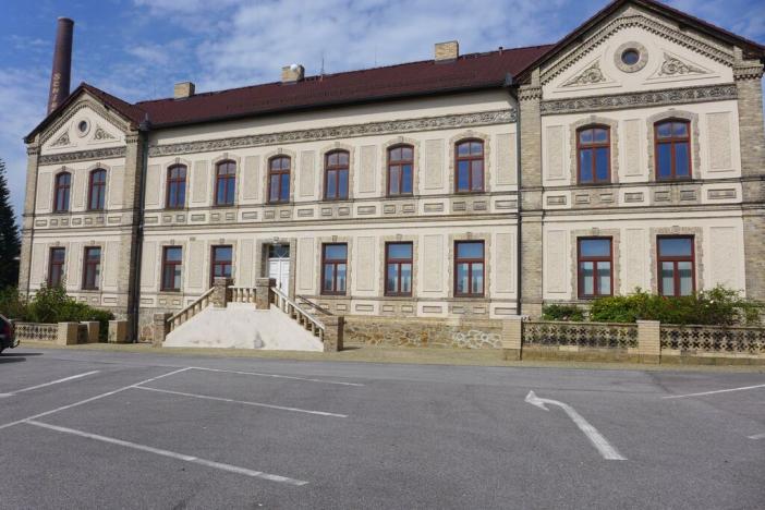 Prodej obchodního prostoru, Zliv, Nádražní, 900 m2