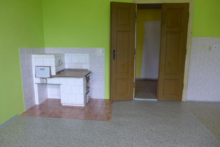 Prodej obchodního prostoru, Zliv, Nádražní, 900 m2