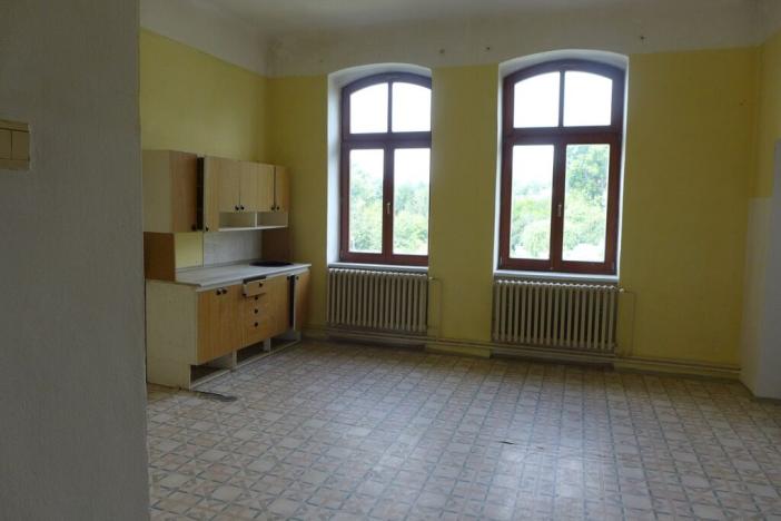 Prodej obchodního prostoru, Zliv, Nádražní, 900 m2