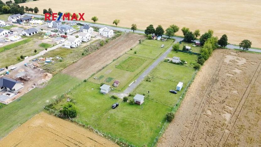 Prodej zahrady, Tursko, 820 m2