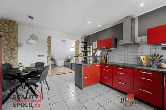 Prodej bytu 2+1, Trutnov, 80 m2