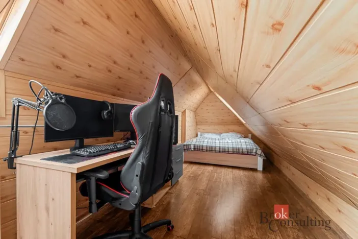 Prodej bytu 2+1, Trutnov - Poříčí, Voletinská, 80 m2