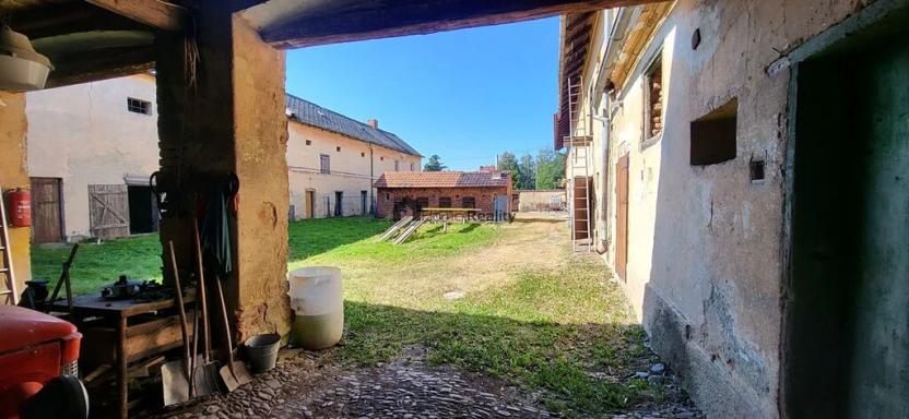 Prodej zemědělské usedlosti, Hladké Životice, Malá Strana, 250 m2