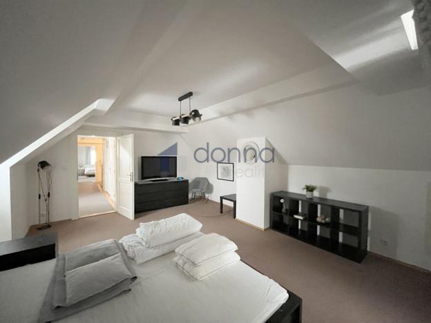 Pronájem bytu 3+kk, Praha, Řetězová, 126 m2