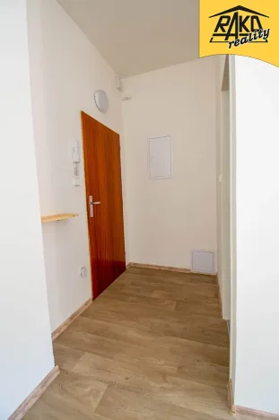 Pronájem bytu 1+kk, Trutnov, Krakonošovo náměstí, 37 m2