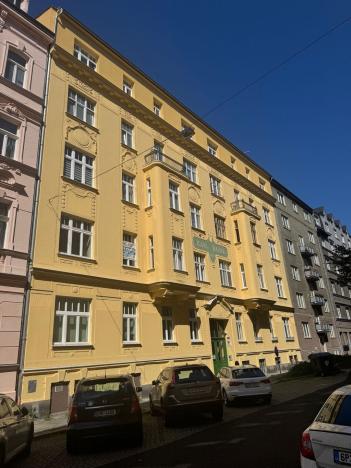 Prodej bytu 2+1, Karlovy Vary, Foersterova, 69 m2