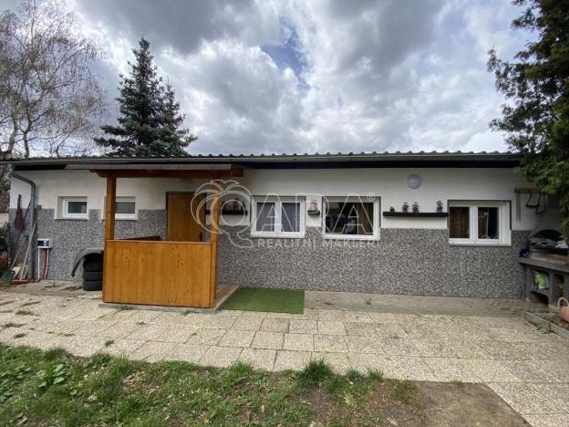 Pronájem bytu 1+kk, Praha - Malešice, U tvrze, 36 m2