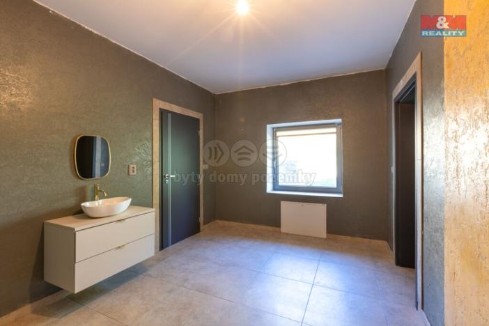 Prodej rodinného domu, Kropáčova Vrutice, 165 m2