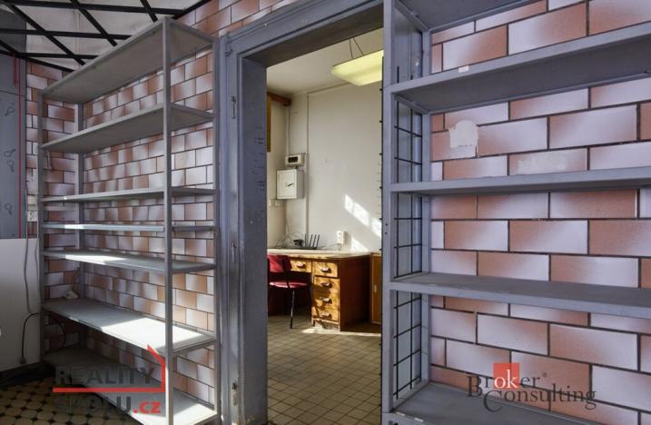 Pronájem obchodního prostoru, Mladá Boleslav - Mladá Boleslav III, Nádražní, 58 m2