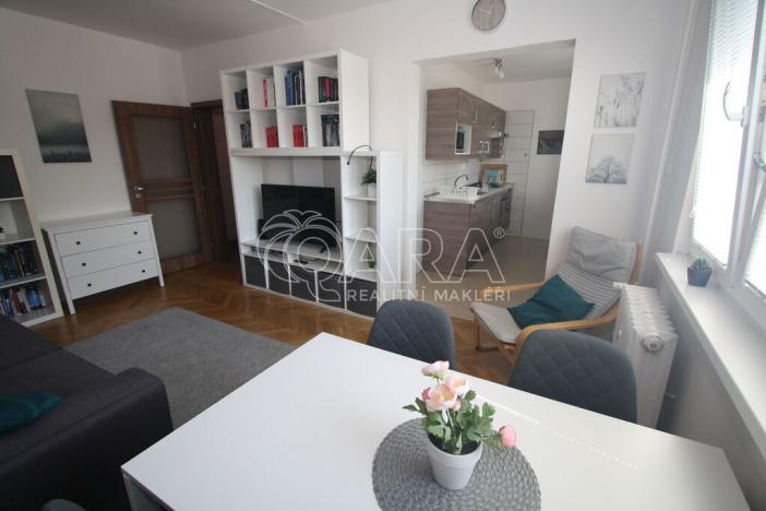 Pronájem bytu 2+1, Praha - Vokovice, Africká, 53 m2