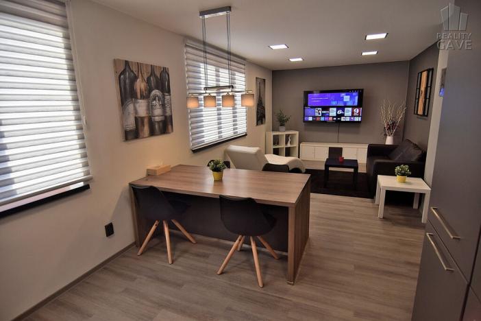 Pronájem bytu 3+kk, Mezouň, 82 m2