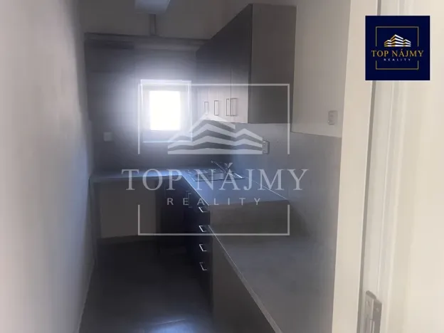 Pronájem skladu, Ostrava, Opavská, 500 m2