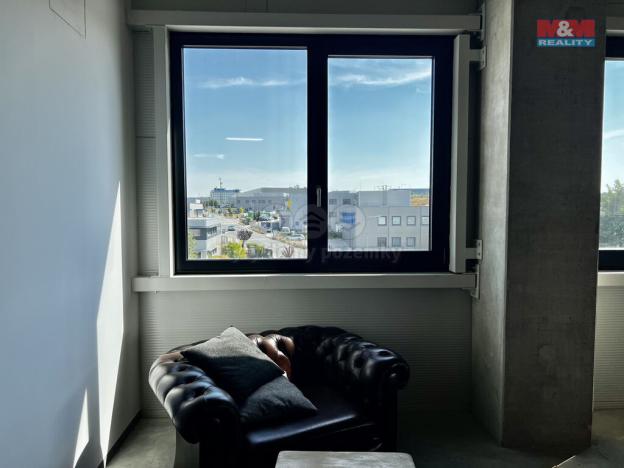 Pronájem skladu, Nupaky, Komerční, 829 m2