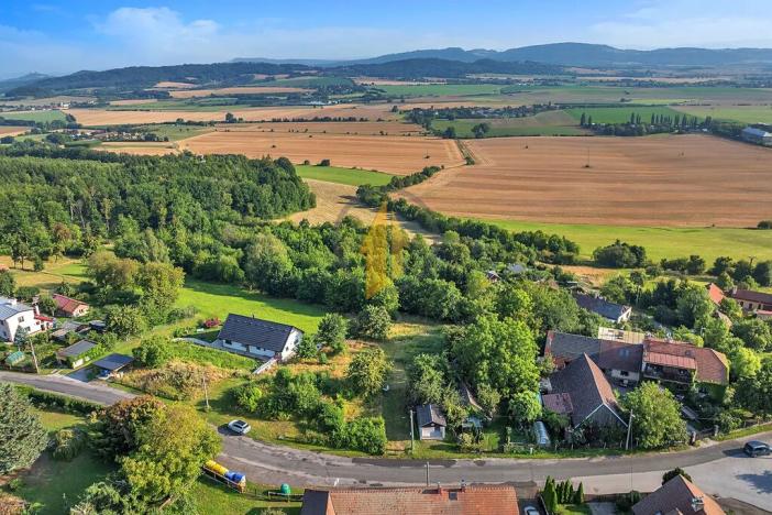 Prodej pozemku pro bydlení, Podhradí, 1007 m2