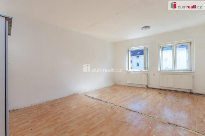 Prodej činžovního domu, Králův Dvůr, 5. května, 360 m2