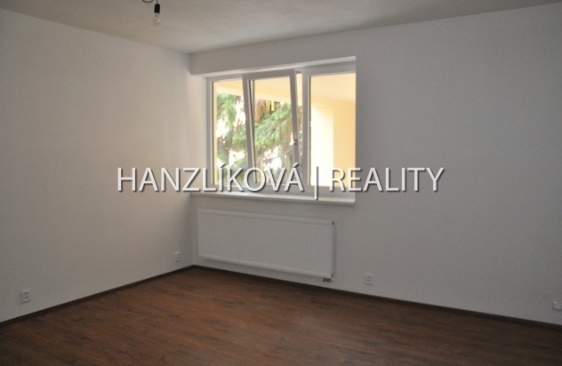 Pronájem kanceláře, České Budějovice - České Budějovice 3, Klavíkova, 23 m2