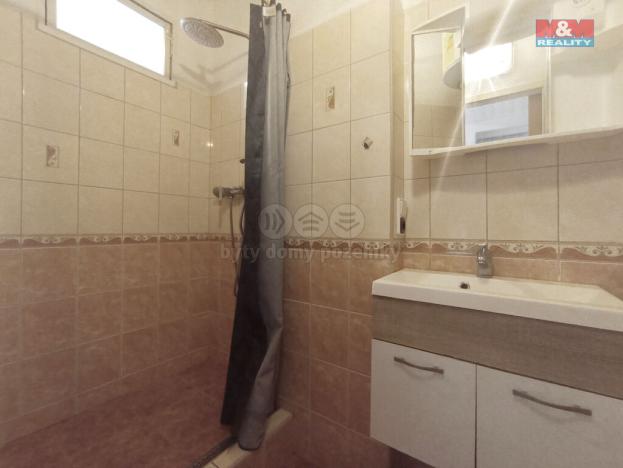 Pronájem bytu 1+1, Karlovy Vary - Stará Role, Dlouhá, 37 m2