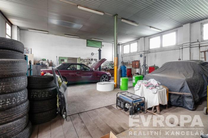 Prodej komerčního pozemku, Statenice, okres praha-západ, Kralupská, 3193 m2