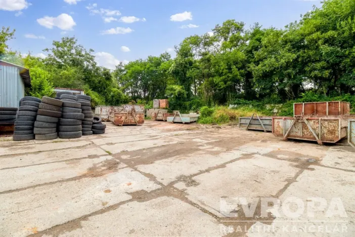 Prodej komerčního pozemku, Statenice, okres praha-západ, Kralupská, 3193 m2