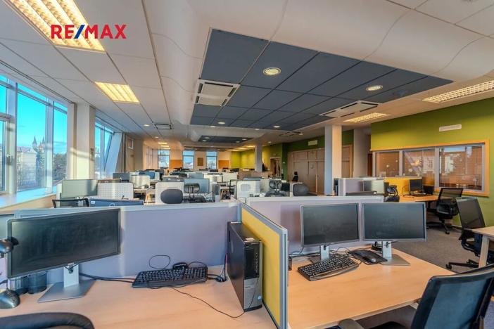 Pronájem obchodního prostoru, Kolín, Sladkovského, 540 m2