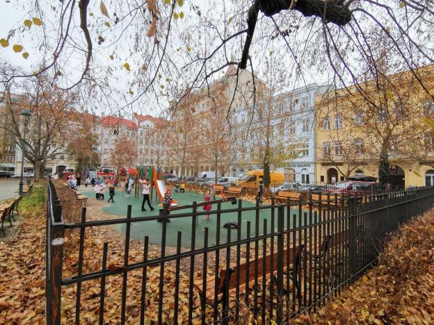 Prodej ubytování, Praha - Karlín, Kollárova, 54 m2